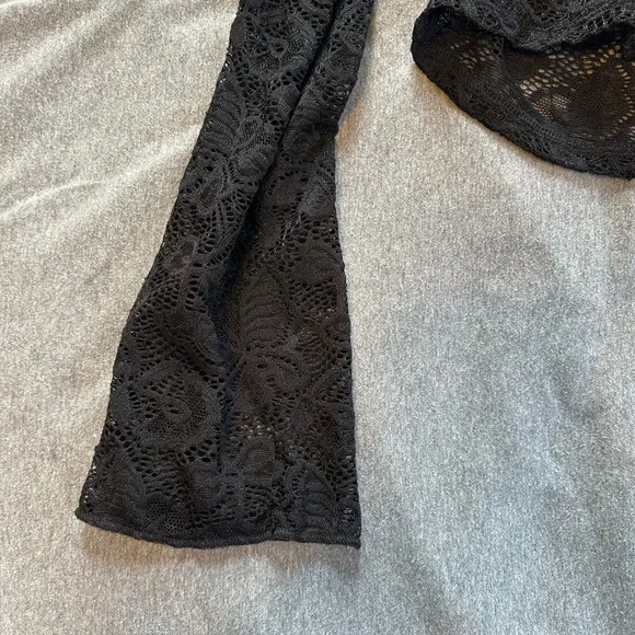 NWT Outcast clothing women’s Elena long sleeve black top L - Picture 3 of 6